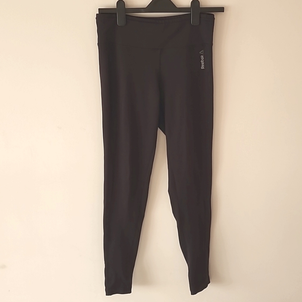 Black Reebok Leggings perfect for working out or lounging size small